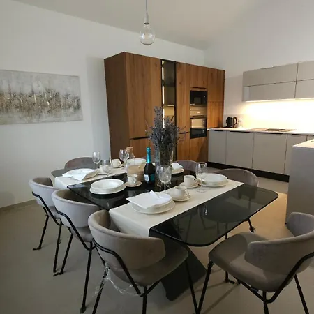 Viktoria Apartmán Pula