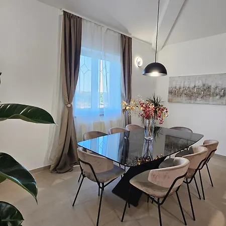 Viktoria Apartment Pula